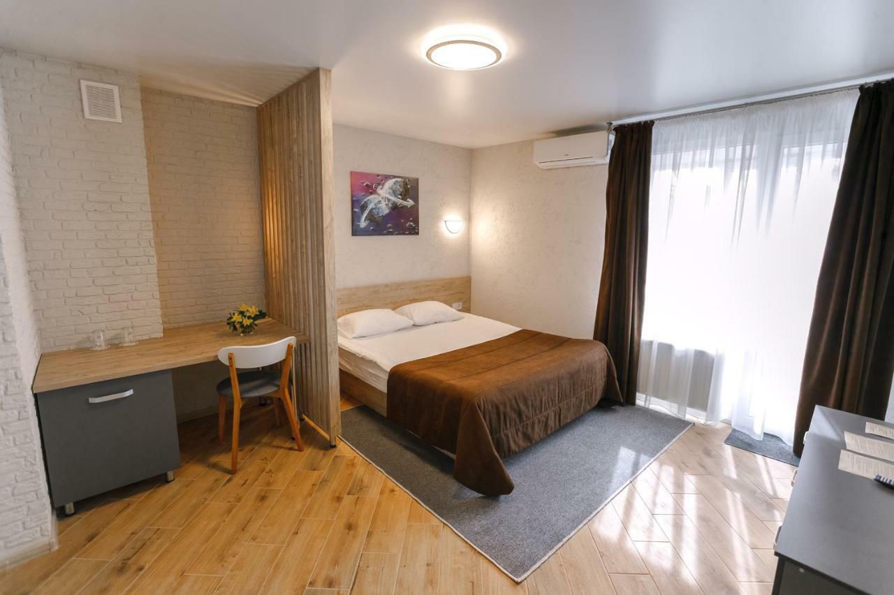Raziotel Rishelyevskiy Cherson Exteriör bild