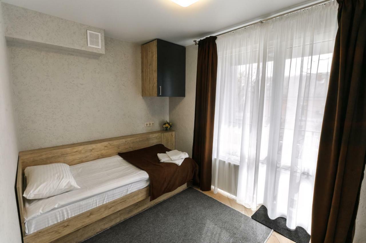 Raziotel Rishelyevskiy Cherson Exteriör bild