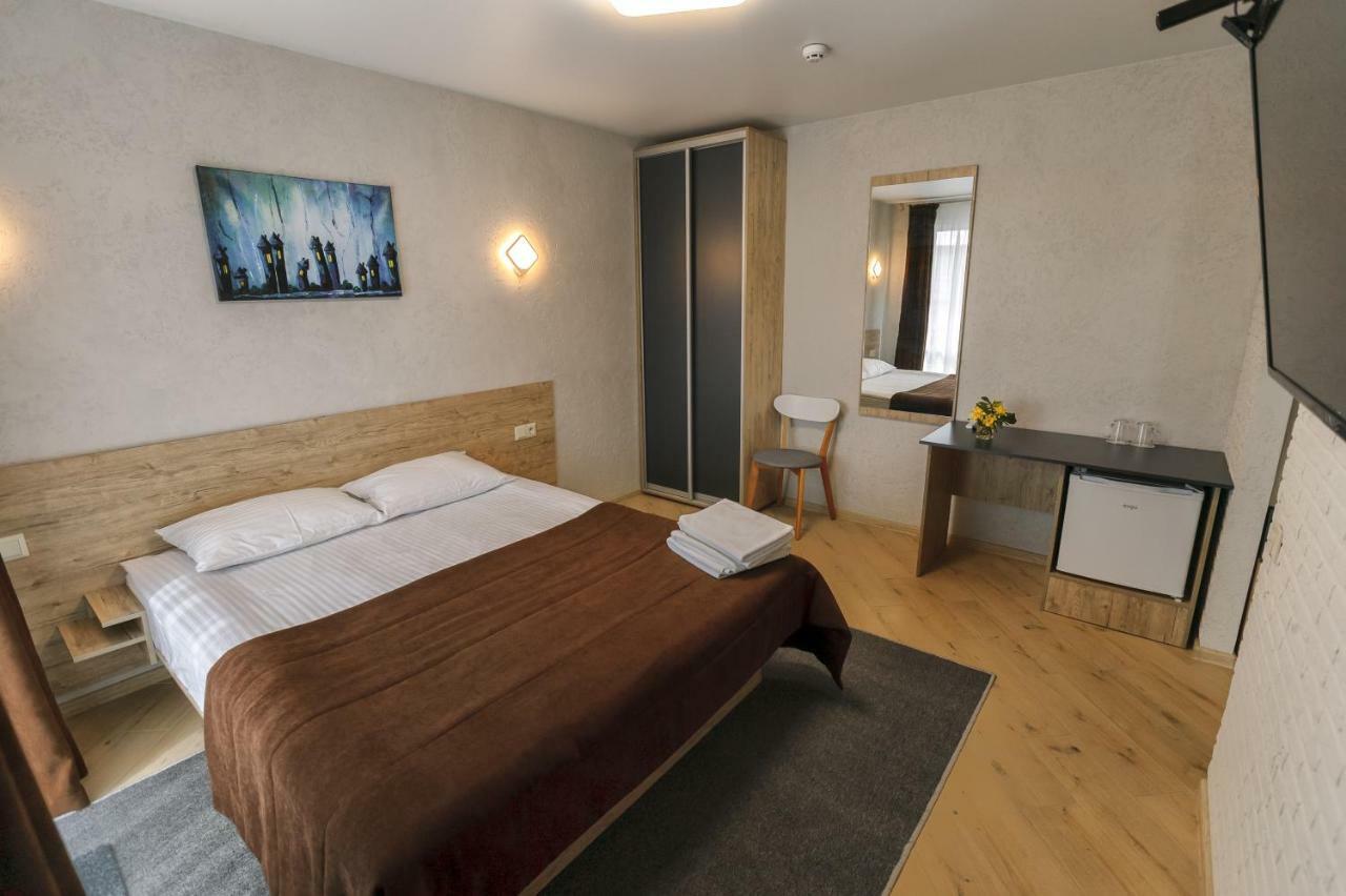 Raziotel Rishelyevskiy Cherson Exteriör bild