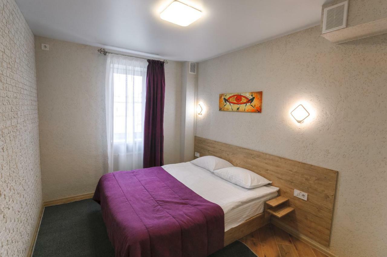 Raziotel Rishelyevskiy Cherson Exteriör bild