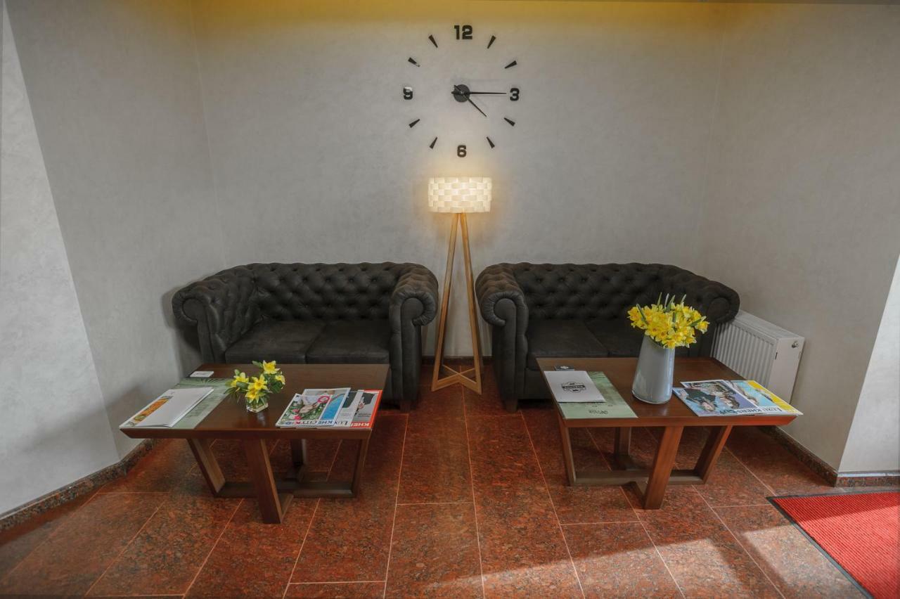Raziotel Rishelyevskiy Cherson Exteriör bild